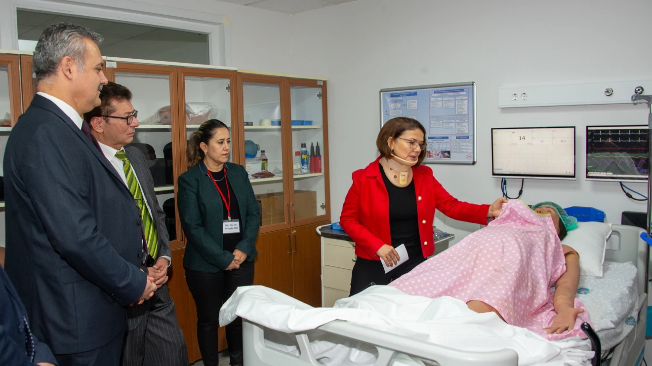 Ebeler İçin Simülasyon ile Omuz Distosisi Eğitimi düzenlendi